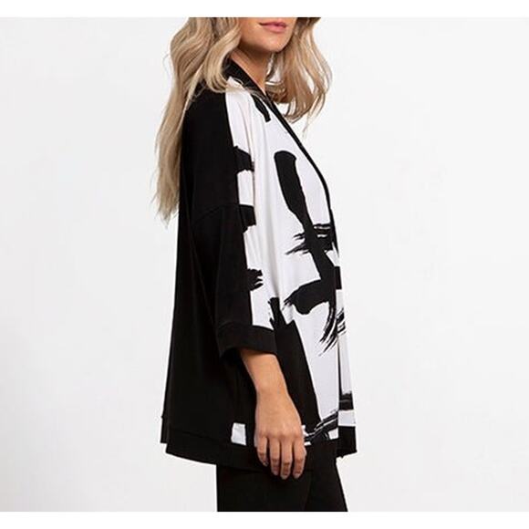 Sympli Women's Kimono Cardigan Black and White Size 12 Abstract Print NWT - Picture 2 of 4